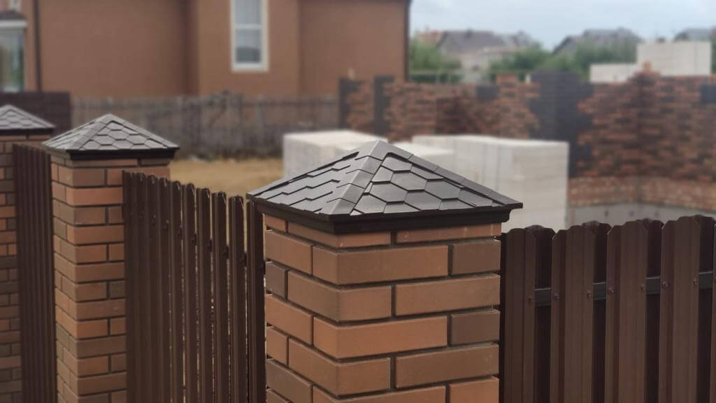 Колпак Zking Эверест Коричневый на столб 1.5х1.5 кирпича (390х390мм) в Новороссийске фото